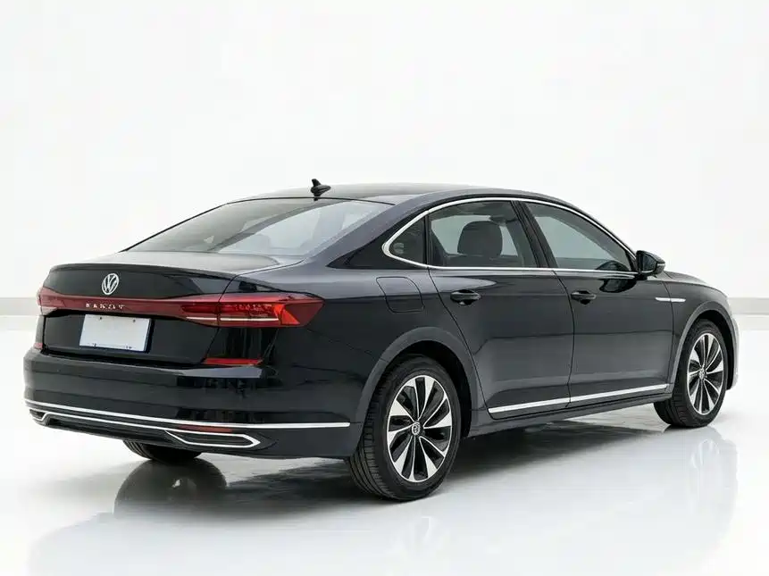 Volkswagen Passat 2021 — фото 4