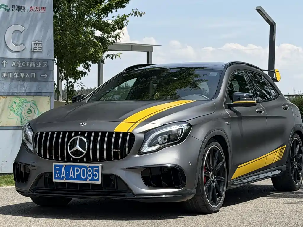 Mercedes-Benz GLA AMG 2018 — фото 1