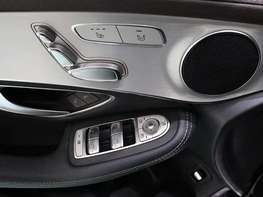 Mercedes-Benz GLC 2021 — фото 19