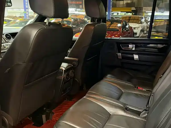 Land Rover Discovery 2014
