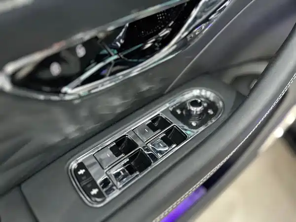 Bentley Flying Spur Plug-In Hybrid 2022