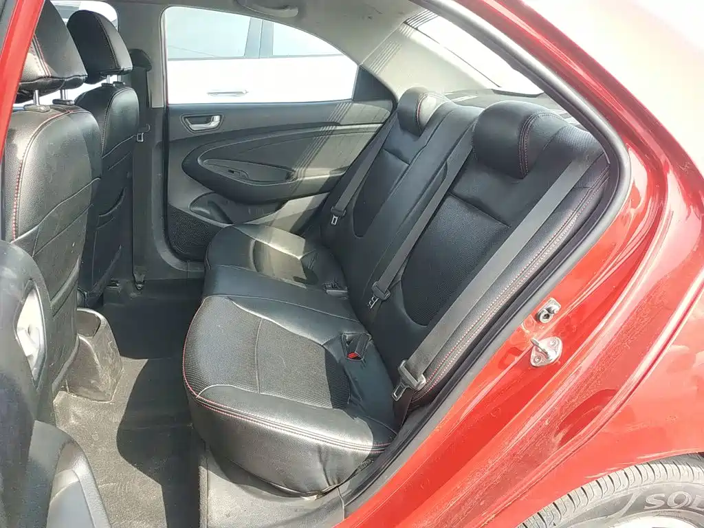 Hyundai Verna 2020 — фото 13
