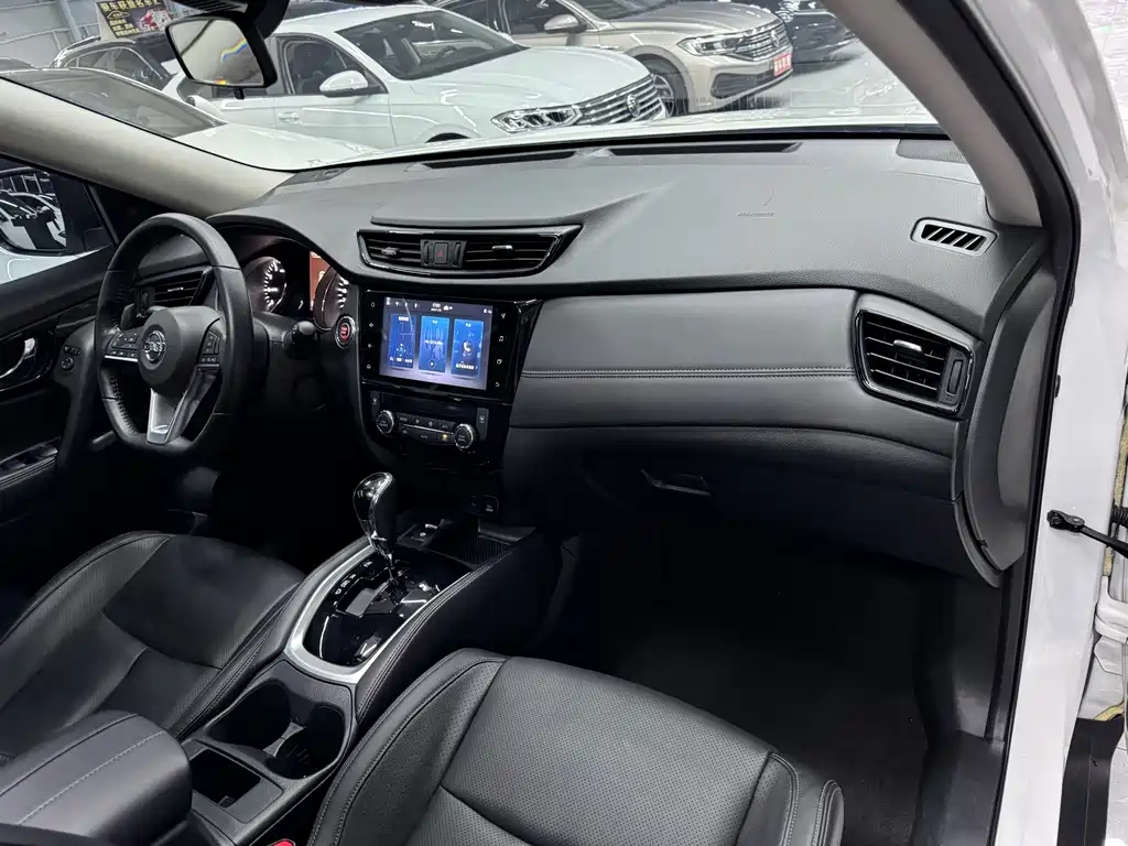 Nissan X-Trail 2023 — фото 20