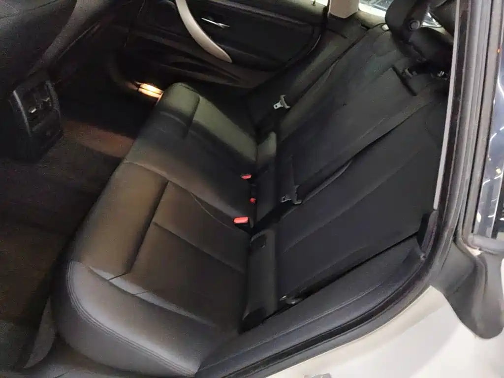 BMW 3 Series GT 2015 — фото 17