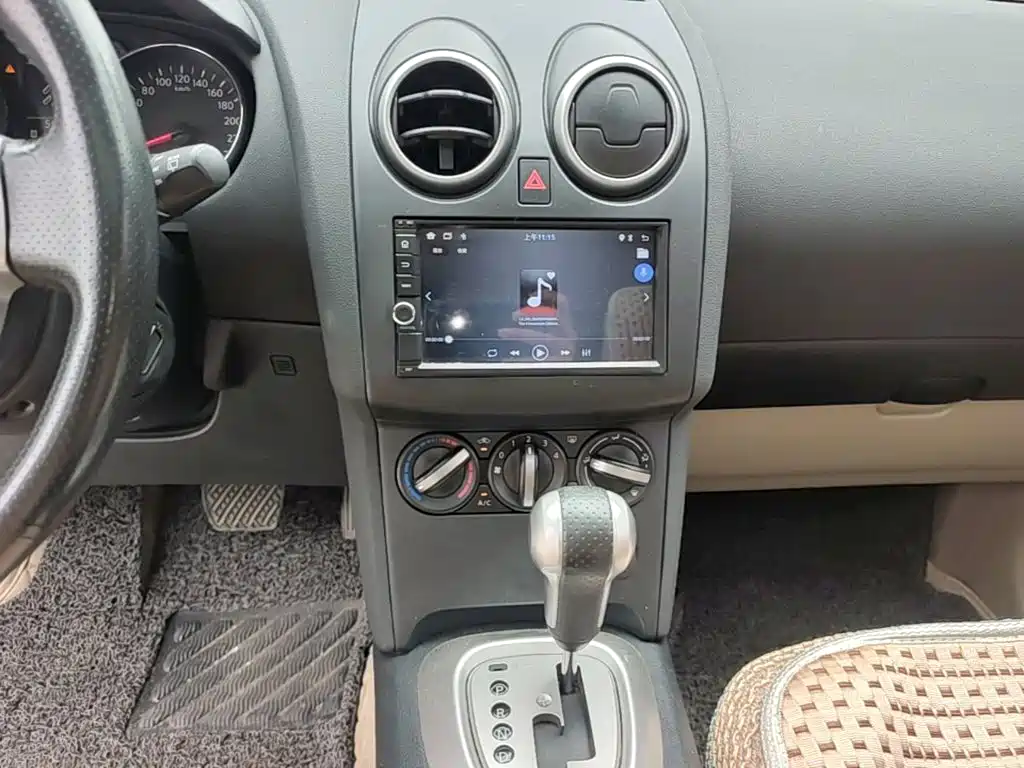 Nissan Qashqai 2015 — фото 20