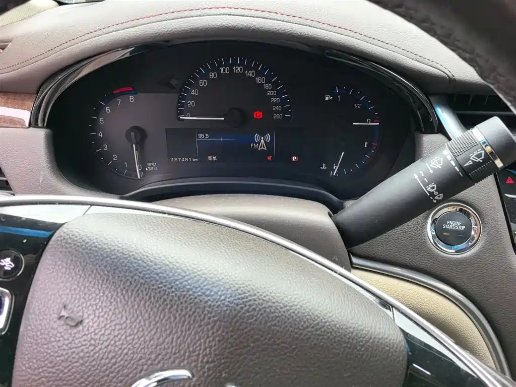 Cadillac XTS 2014 — фото 13