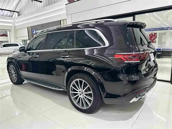 Mercedes-Benz GLS 2023
