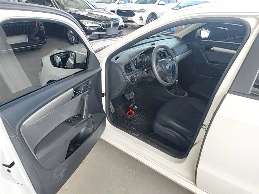 Volkswagen Gran Lavida 2015 — фото 16