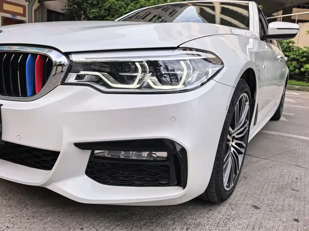 BMW 5 Series 2018 — фото 4