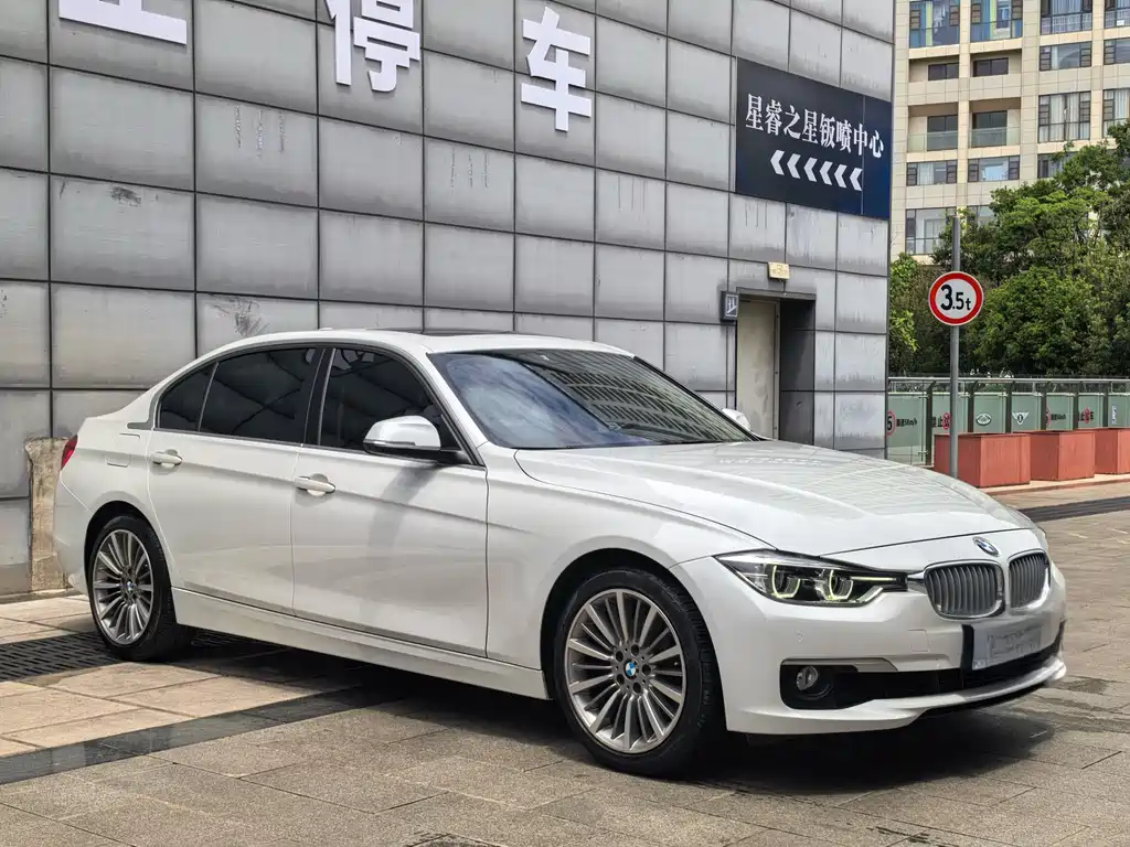 BMW 3 Series 2019 — фото 3
