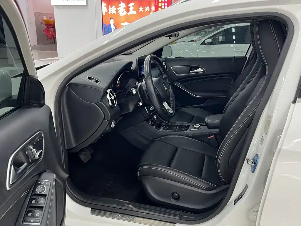 Mercedes-Benz GLA 2018 — фото 4