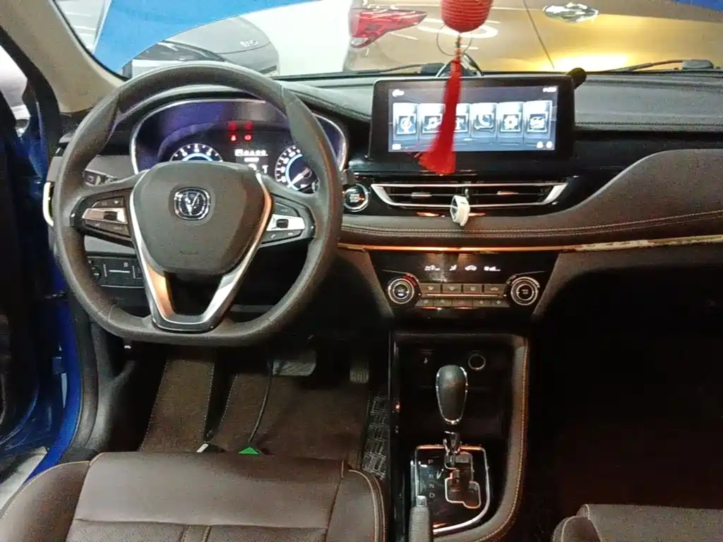 Changan Eado DT 2019 — фото 10