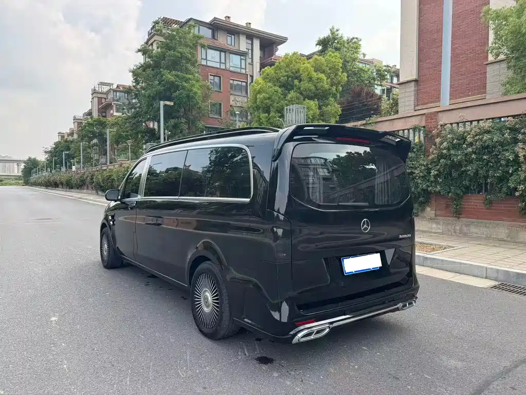 Mercedes-Benz Vito 2024 — фото 10