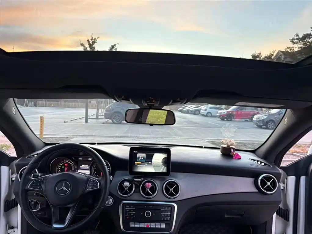 Mercedes-Benz CLA 2018 — фото 6