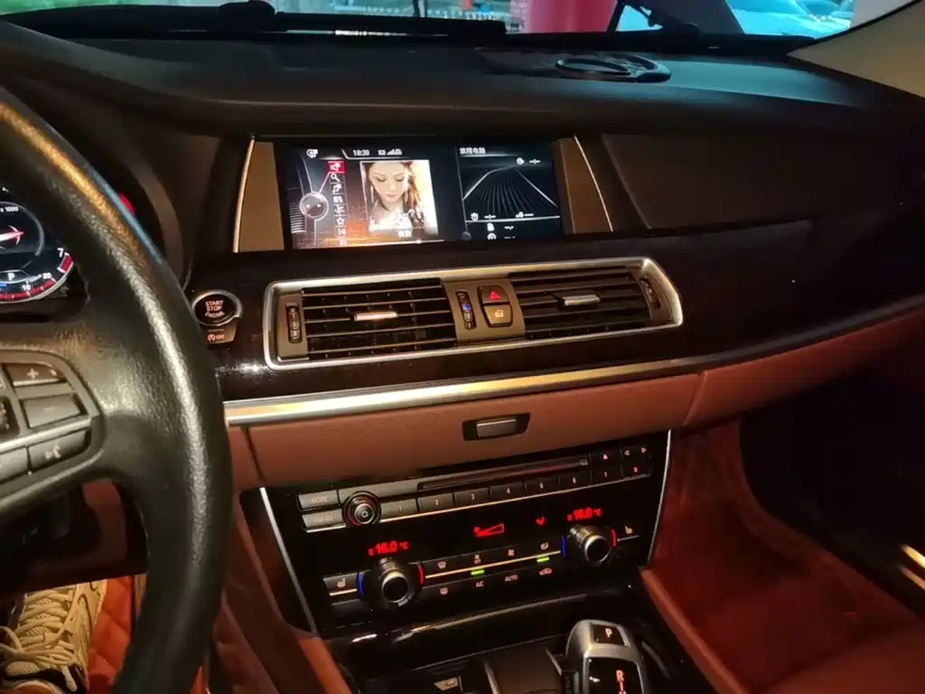 BMW 5 Series GT 2016 — фото 13