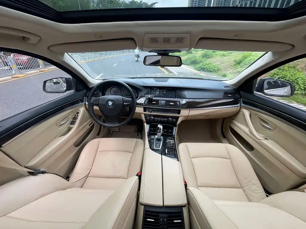 BMW 5 Series 2013 — фото 12