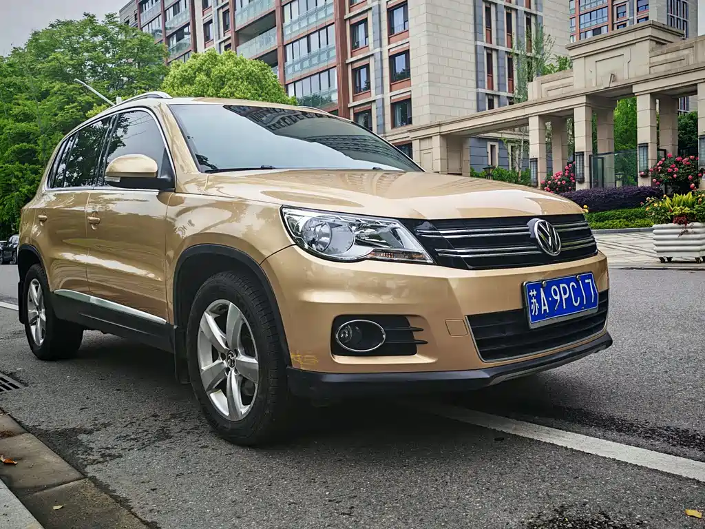 Volkswagen Tiguan 2013 — фото 3