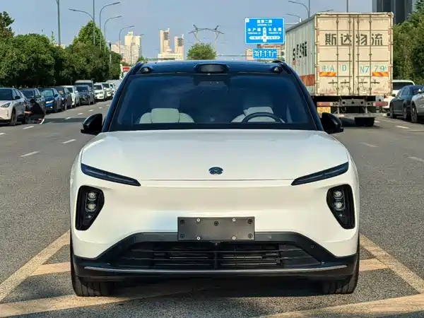 NIO ES6 2024