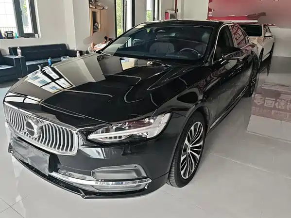 Volvo S90 2023