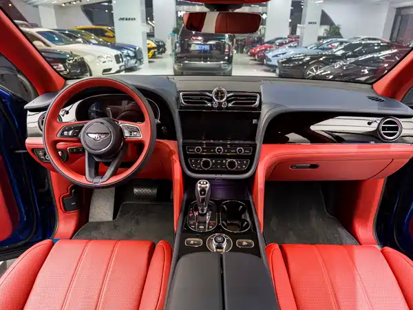 Bentley Bentayga 2021