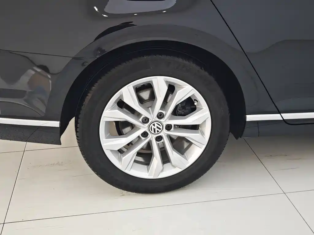 Volkswagen Magotan 2019 — фото 19