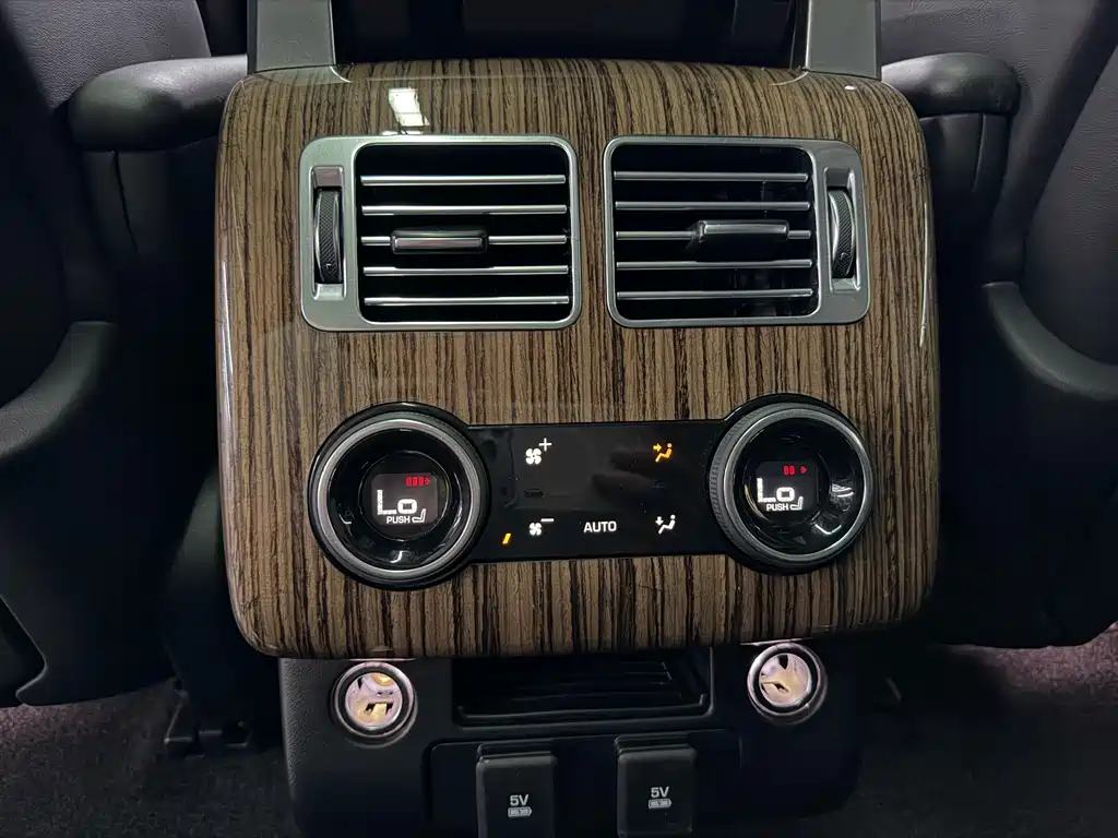 Land Rover Range Rover 2018 — фото 10