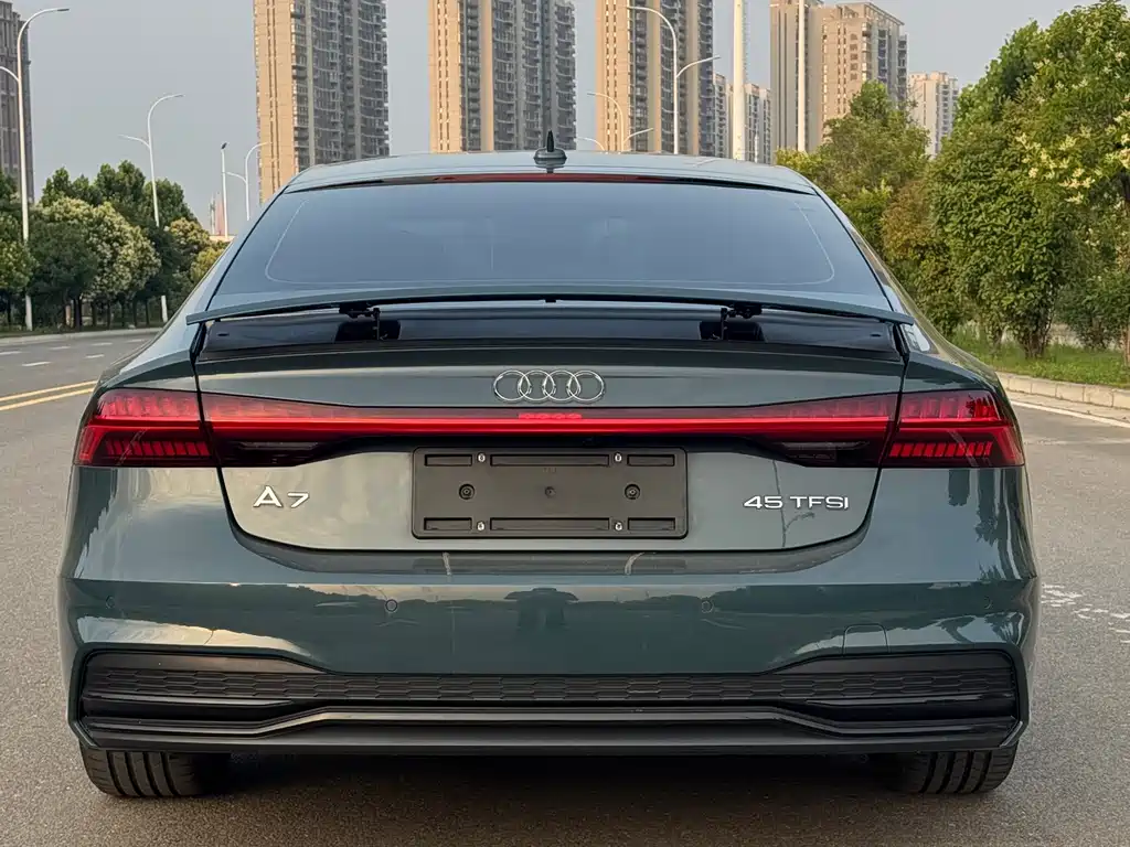 Audi A7 2021 — фото 6