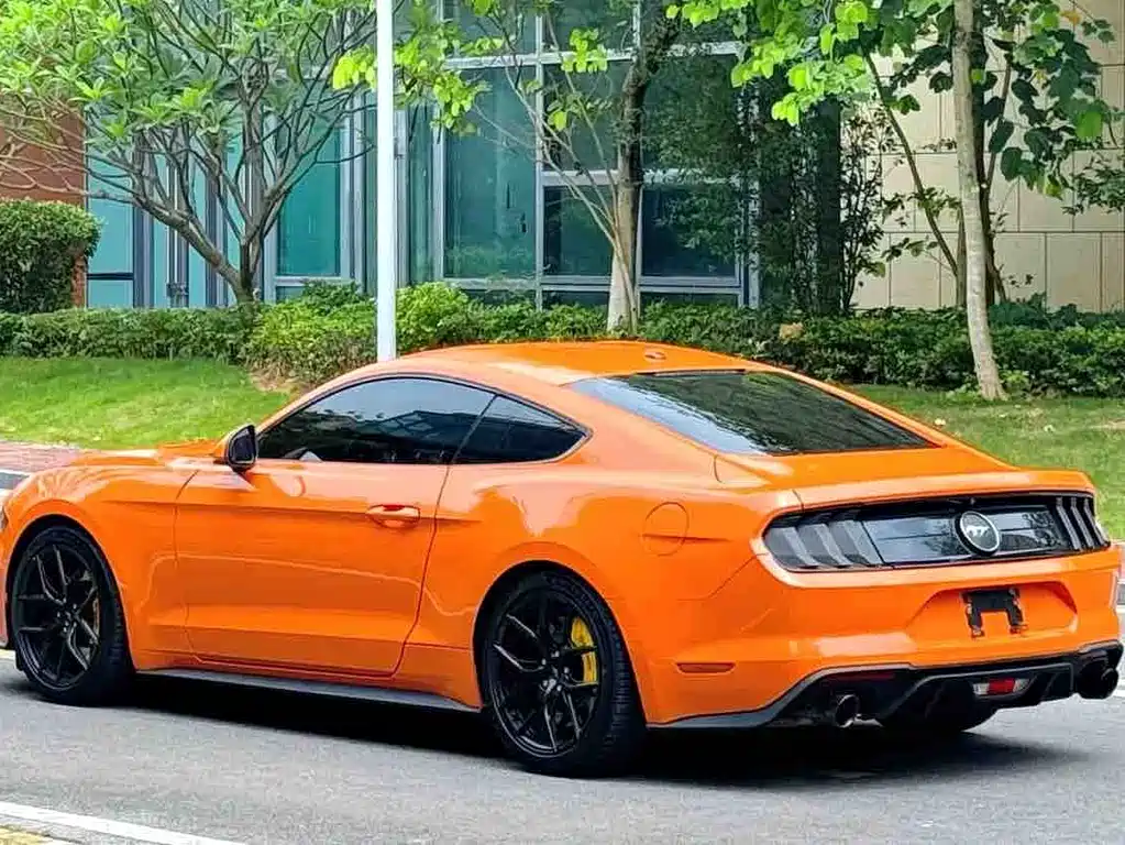 Ford Mustang 2020 — фото 4
