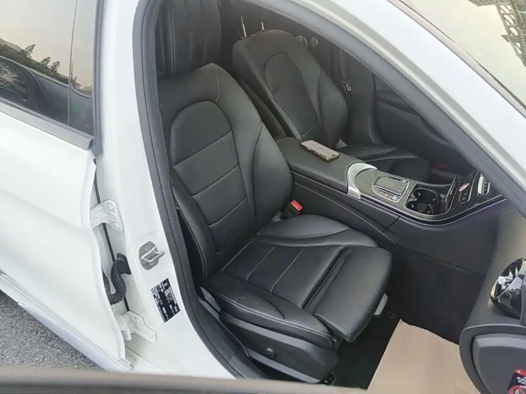 Mercedes-Benz C-Class 2021 — фото 20