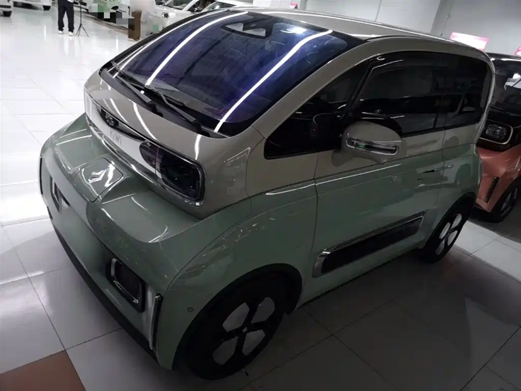 Baojun KiWi EV 2024 — фото 2