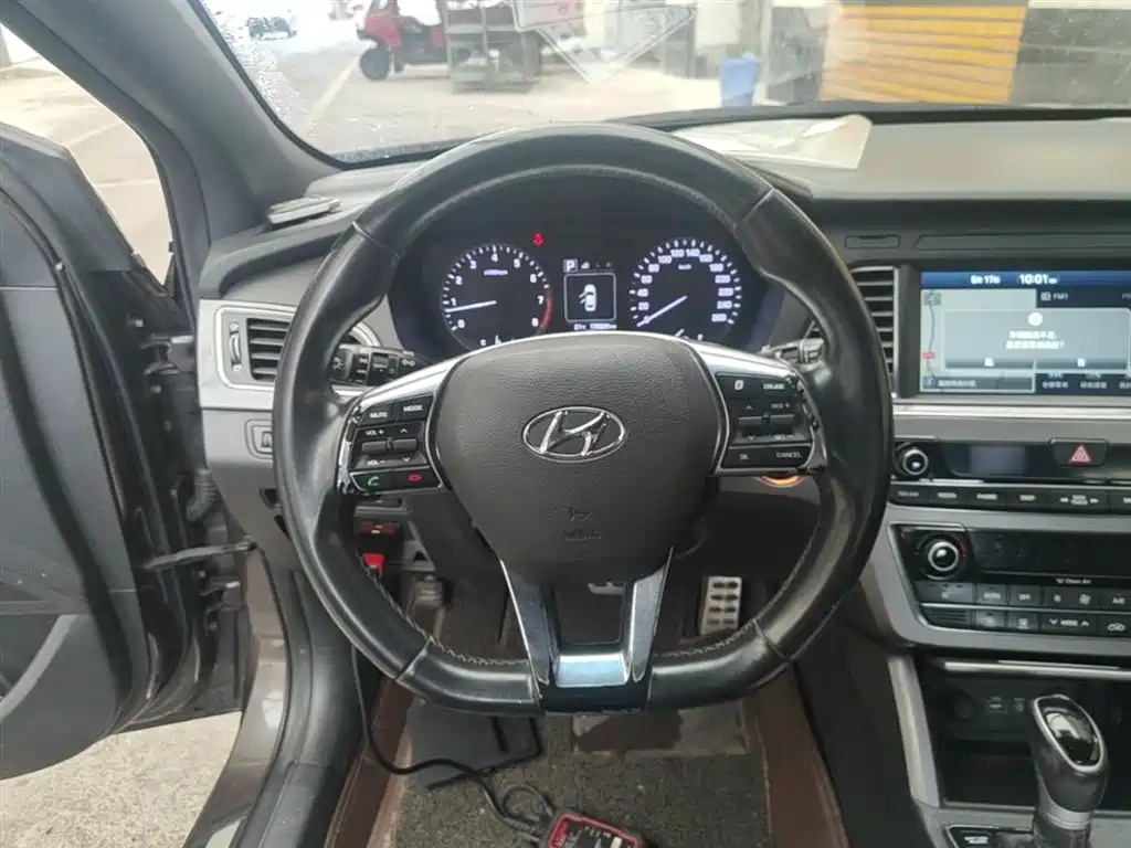 Hyundai Sonata 2016 — фото 11
