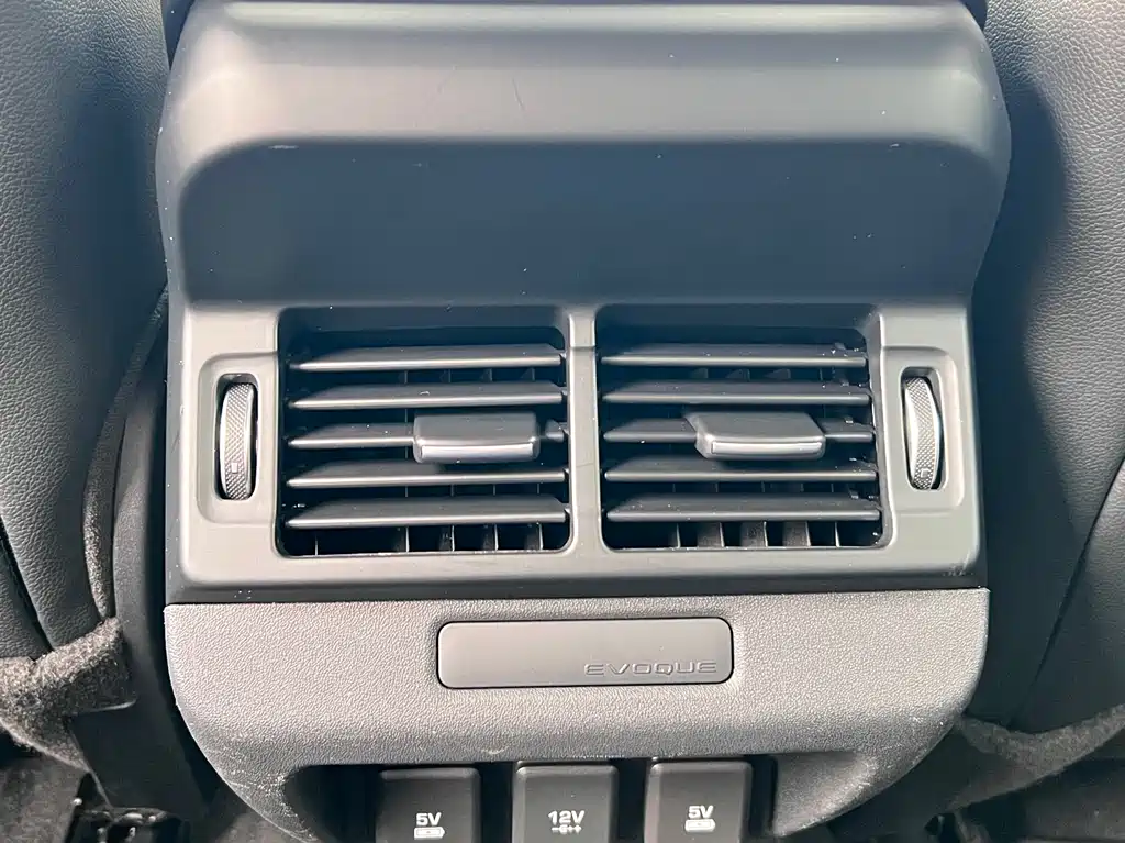 Land Rover Evoque 2021 — фото 13