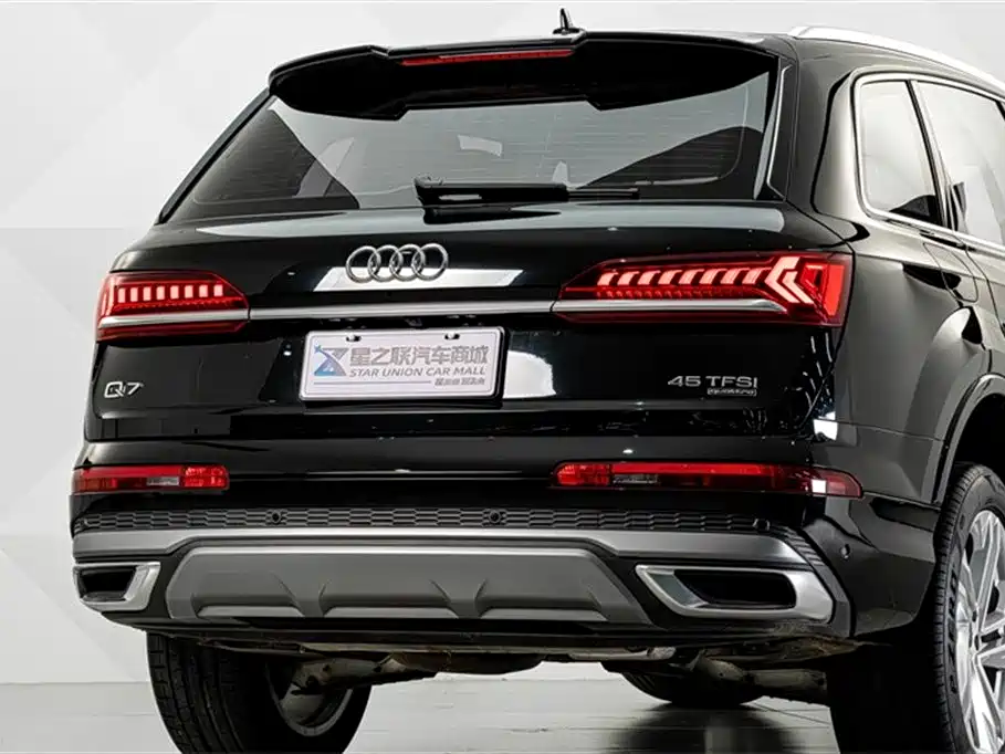 Audi Q7 2023 — фото 7
