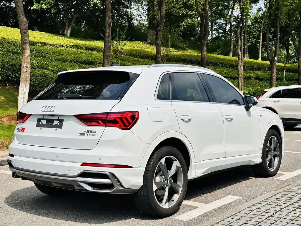 Audi Q3 2022 — фото 10