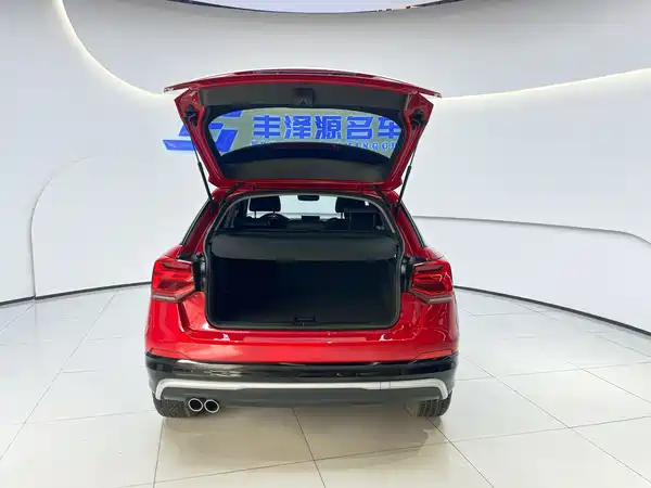 Audi Q2L 2021