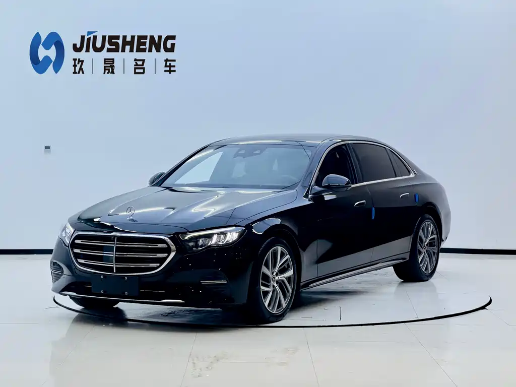 Mercedes-Benz E-Class 2024