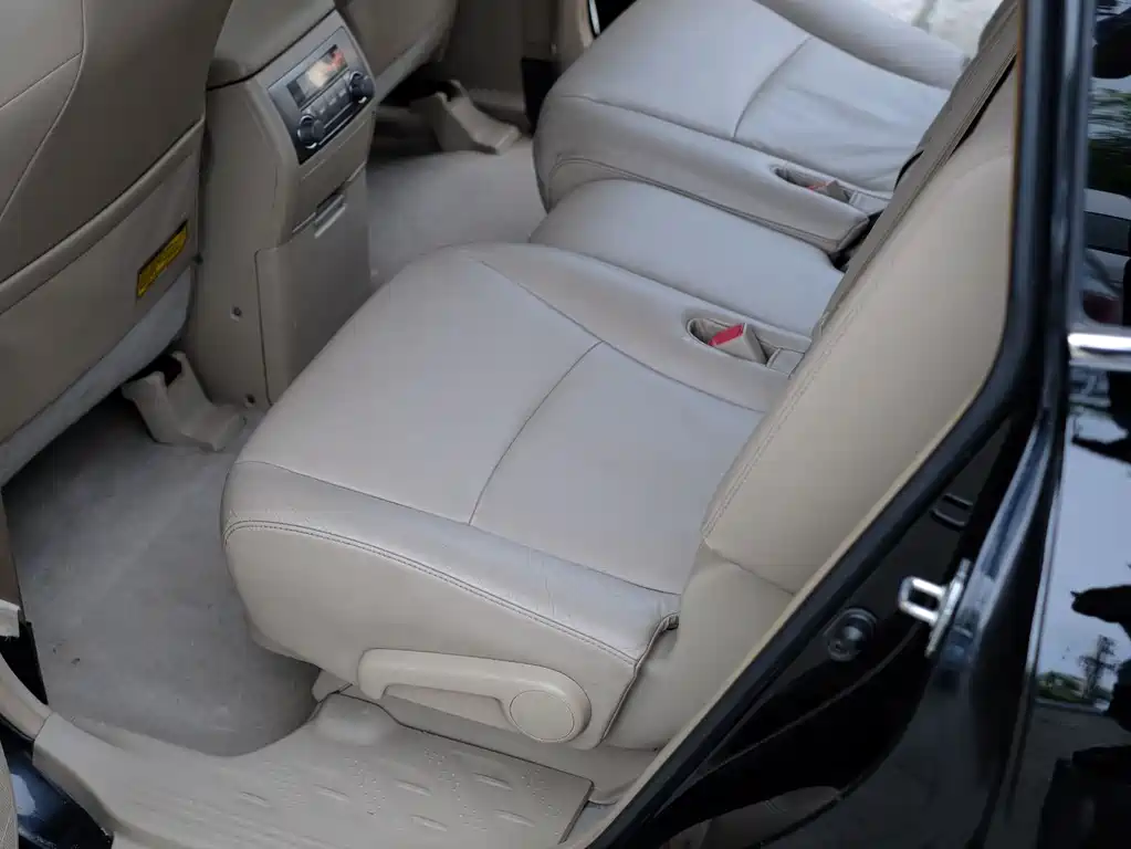 Toyota Highlander 2010 — фото 43