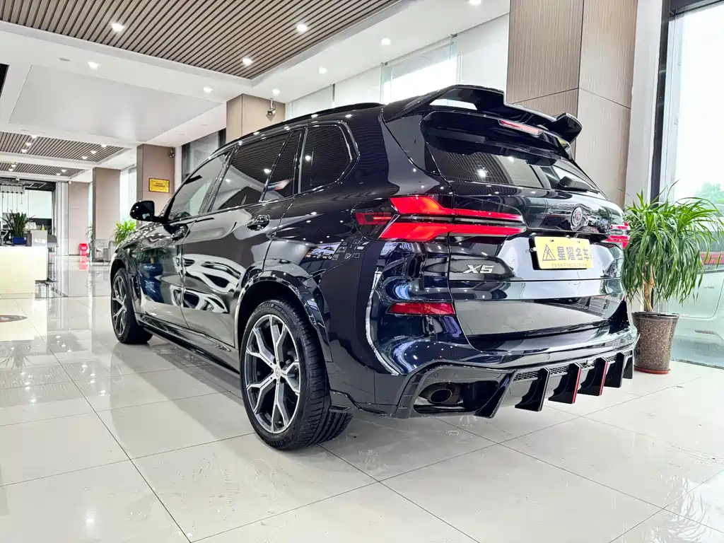 BMW X5 2023