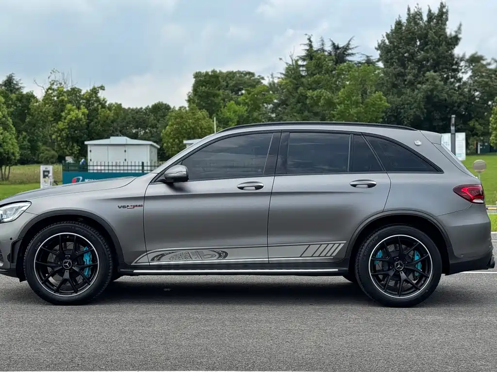 Mercedes-Benz GLC AMG 2023 — фото 7