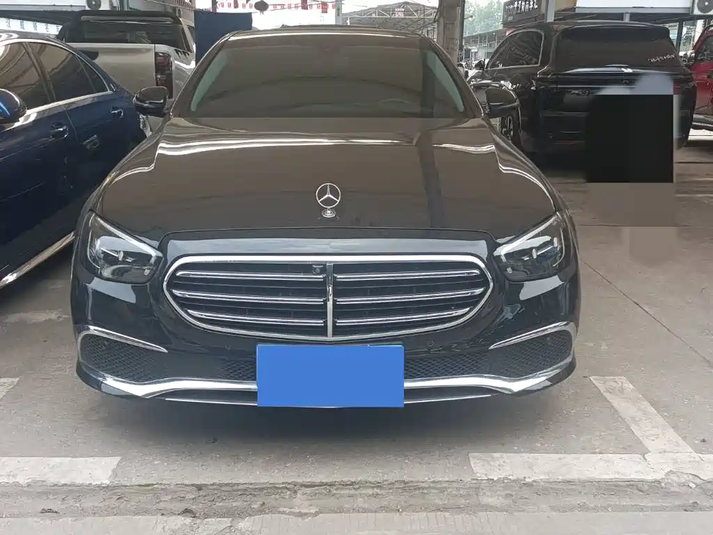 Mercedes-Benz E-Class 2023 — фото 2