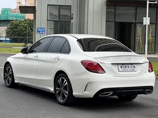 Mercedes-Benz C-Class 2019