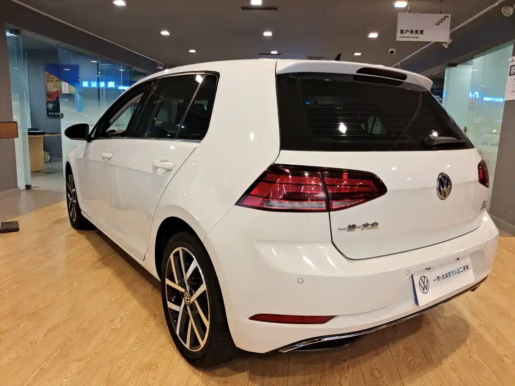 Volkswagen Golf 2020