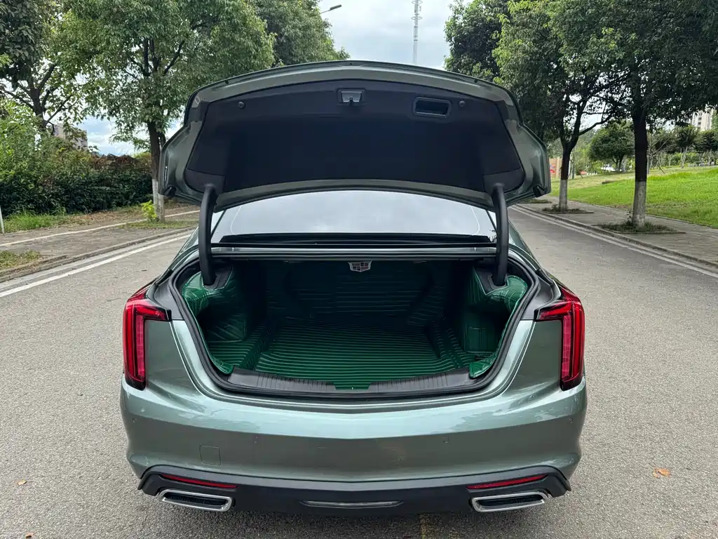 Cadillac CT5 2022 — фото 17
