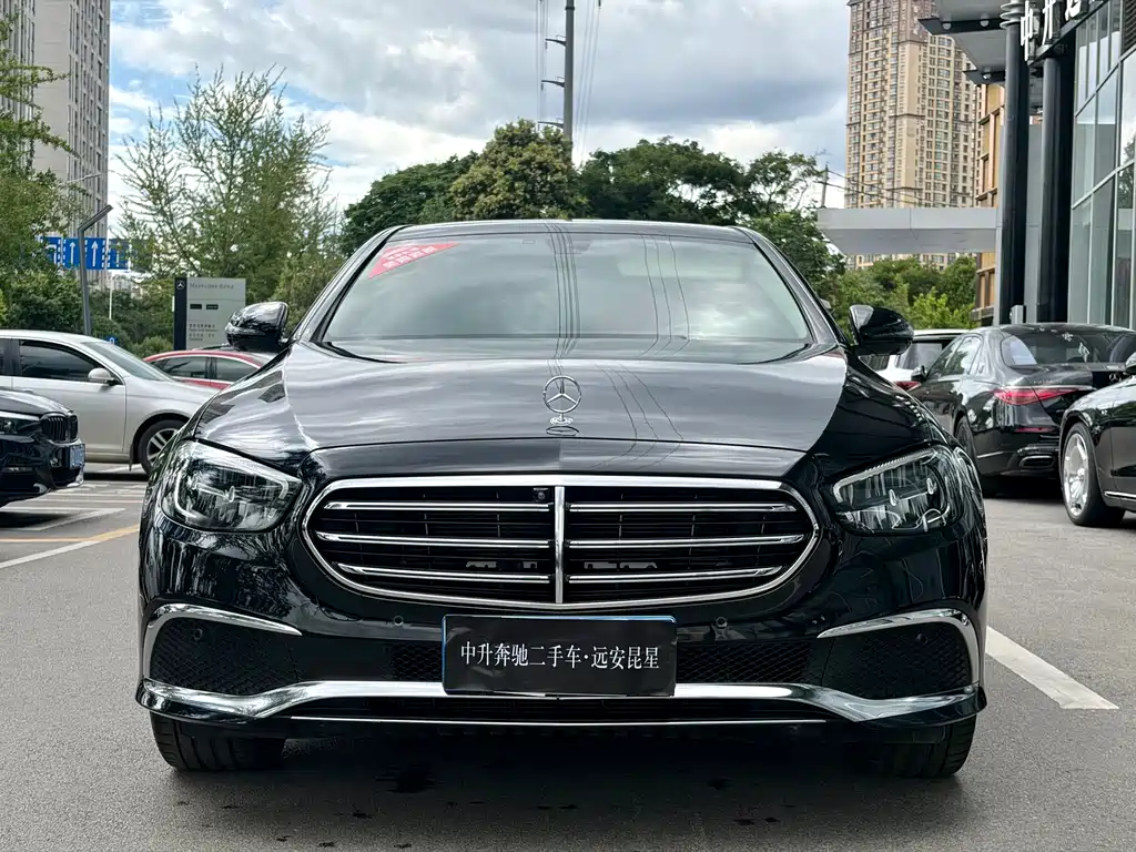 Mercedes-Benz E-Class 2023