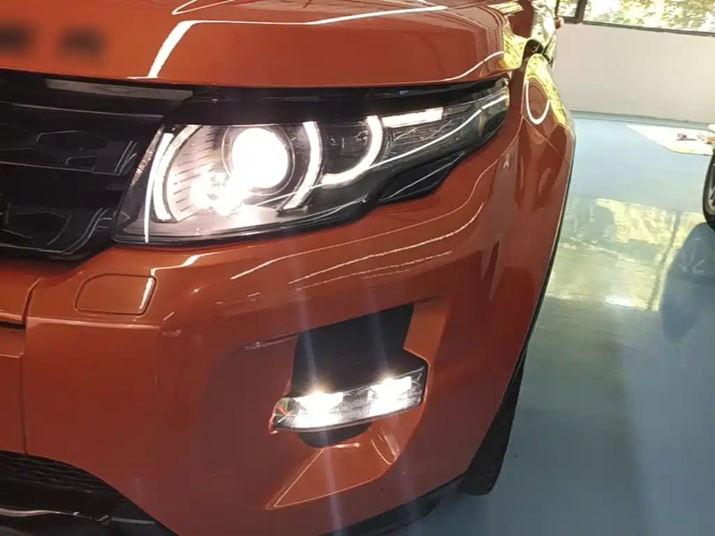 Land Rover Range Rover Evoque 2015 — фото 24