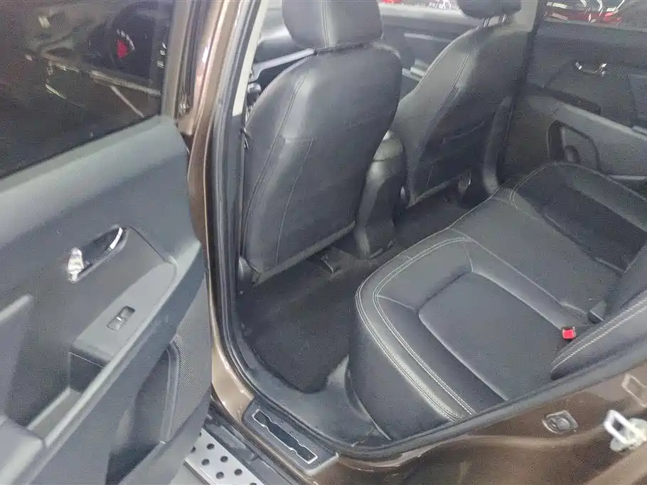 Kia Sportage 2011 — фото 11