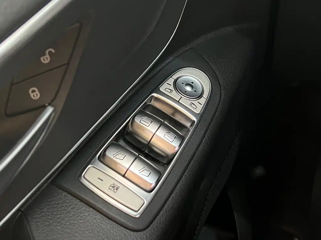 Mercedes-Benz Vito 2020 — фото 14
