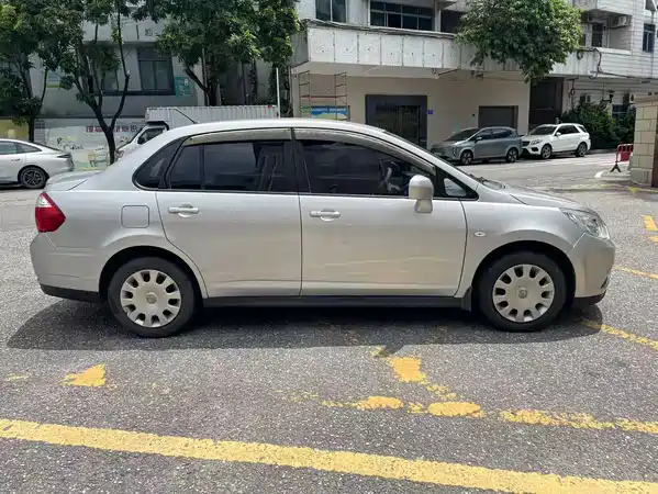 Venucia D50 2016