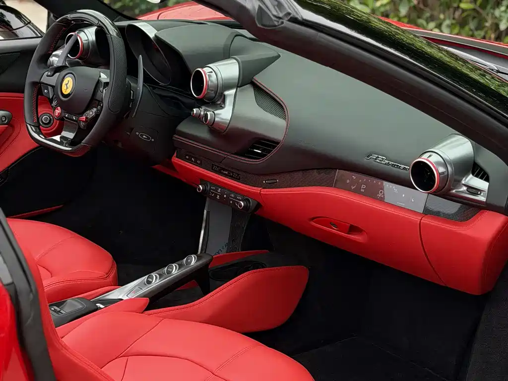 Ferrari F8 2023 — фото 7