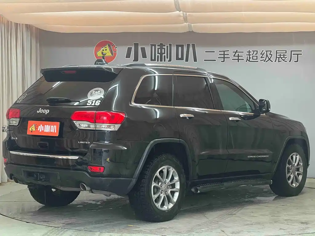 Jeep Grand Cherokee 2015 — фото 4